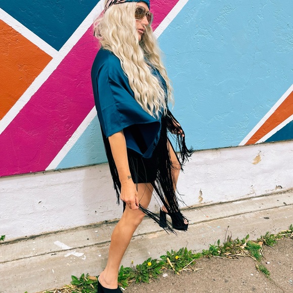 DEEP TEAL FRINGE KIMONO - Picture 9 of 10